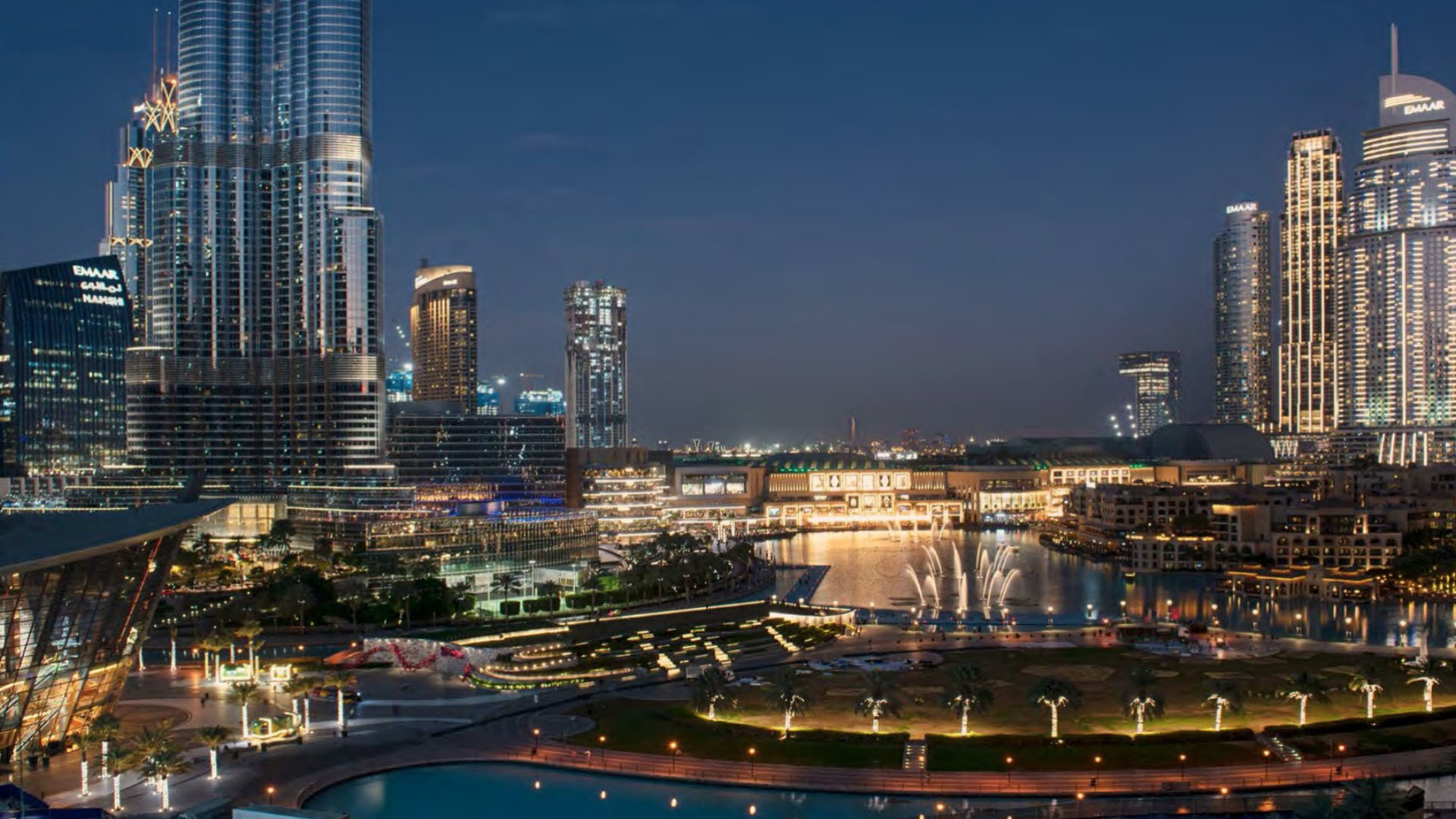 GRANDE SIGNATURE RESIDENCES by Emaar Properties in Downtown Dubai, Dubai, UAE2