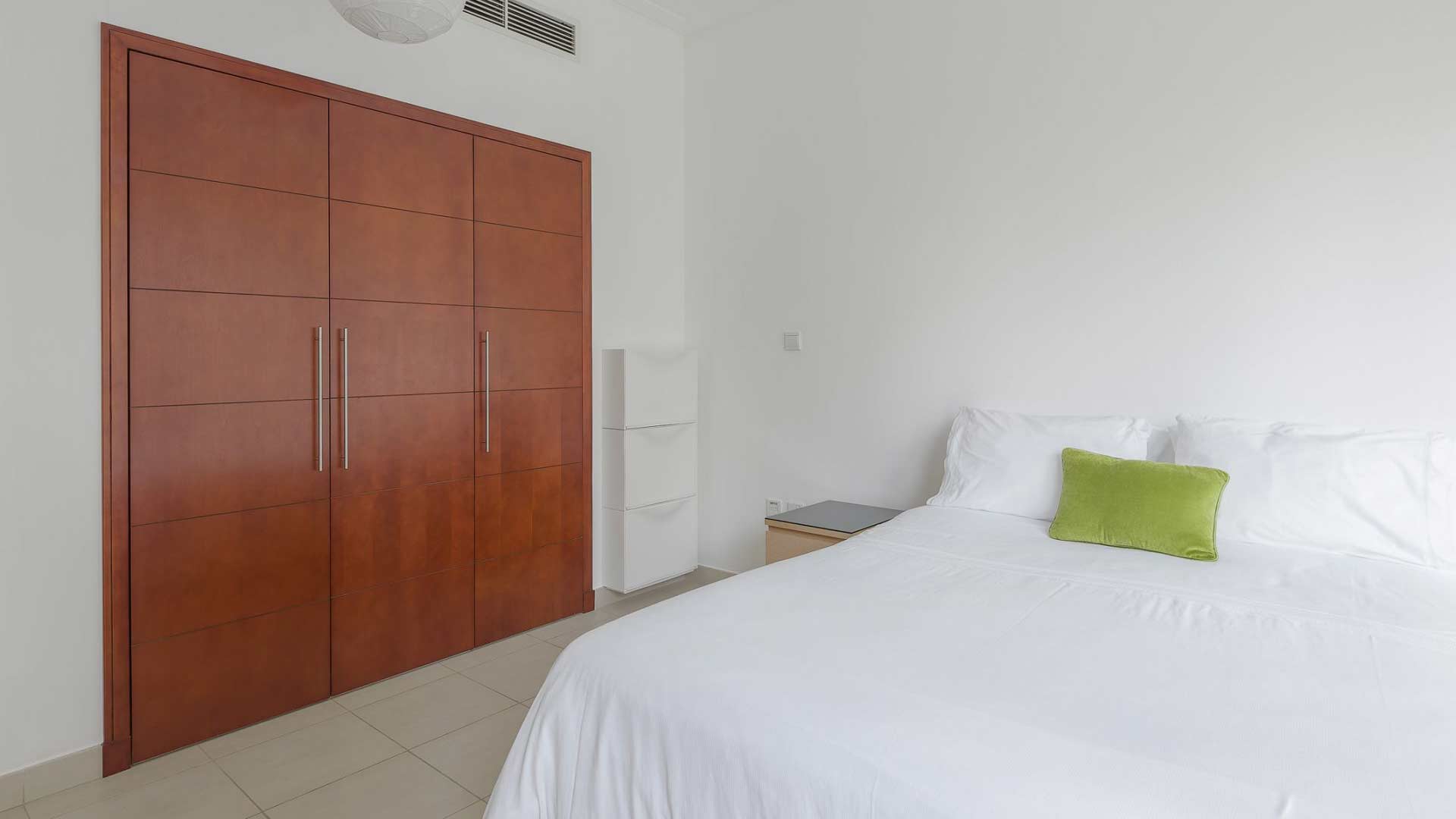 Apartment in Downtown Dubai, Dubai, UAE, 2 bedrooms, 145 sq.m. No. 27350 - 8