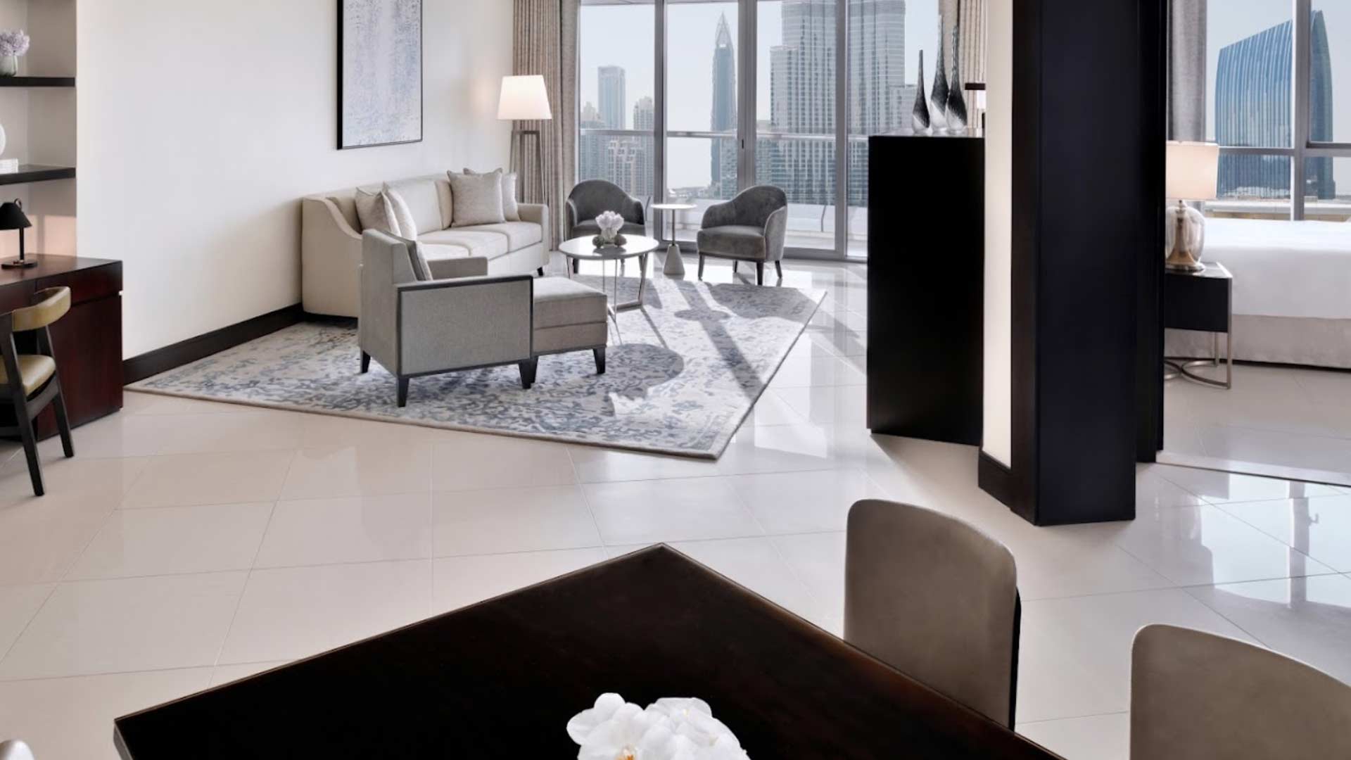Apartment in Downtown Dubai, Dubai, UAE, 1 bedroom, 74 sq.m. No. 27446 - 1