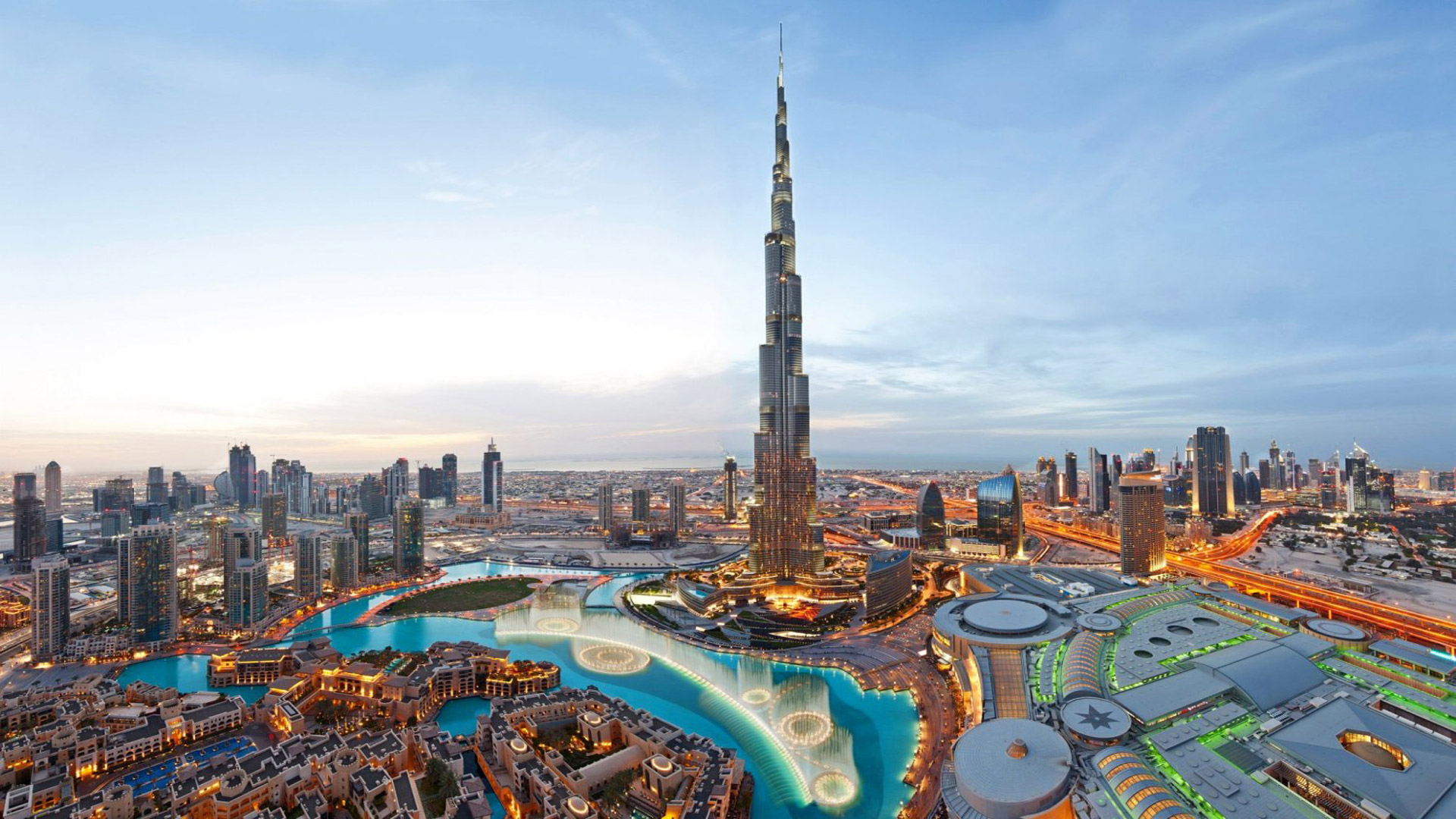 THE ADDRESS DOWNTOWN by Emaar Properties in Downtown Dubai, Dubai, UAE - 2