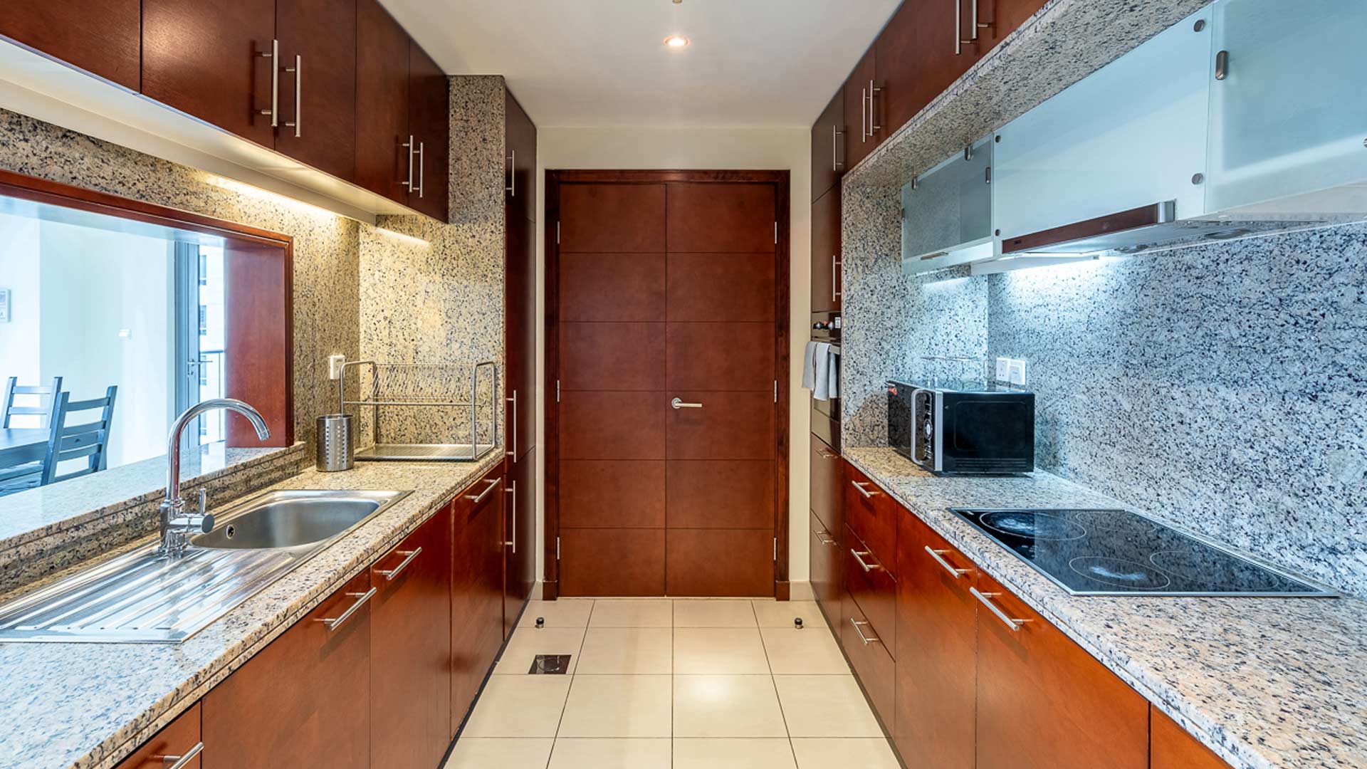 Apartment in Downtown Dubai, Dubai, UAE, 3 bedrooms, 183 sq.m. No. 27348 - 8