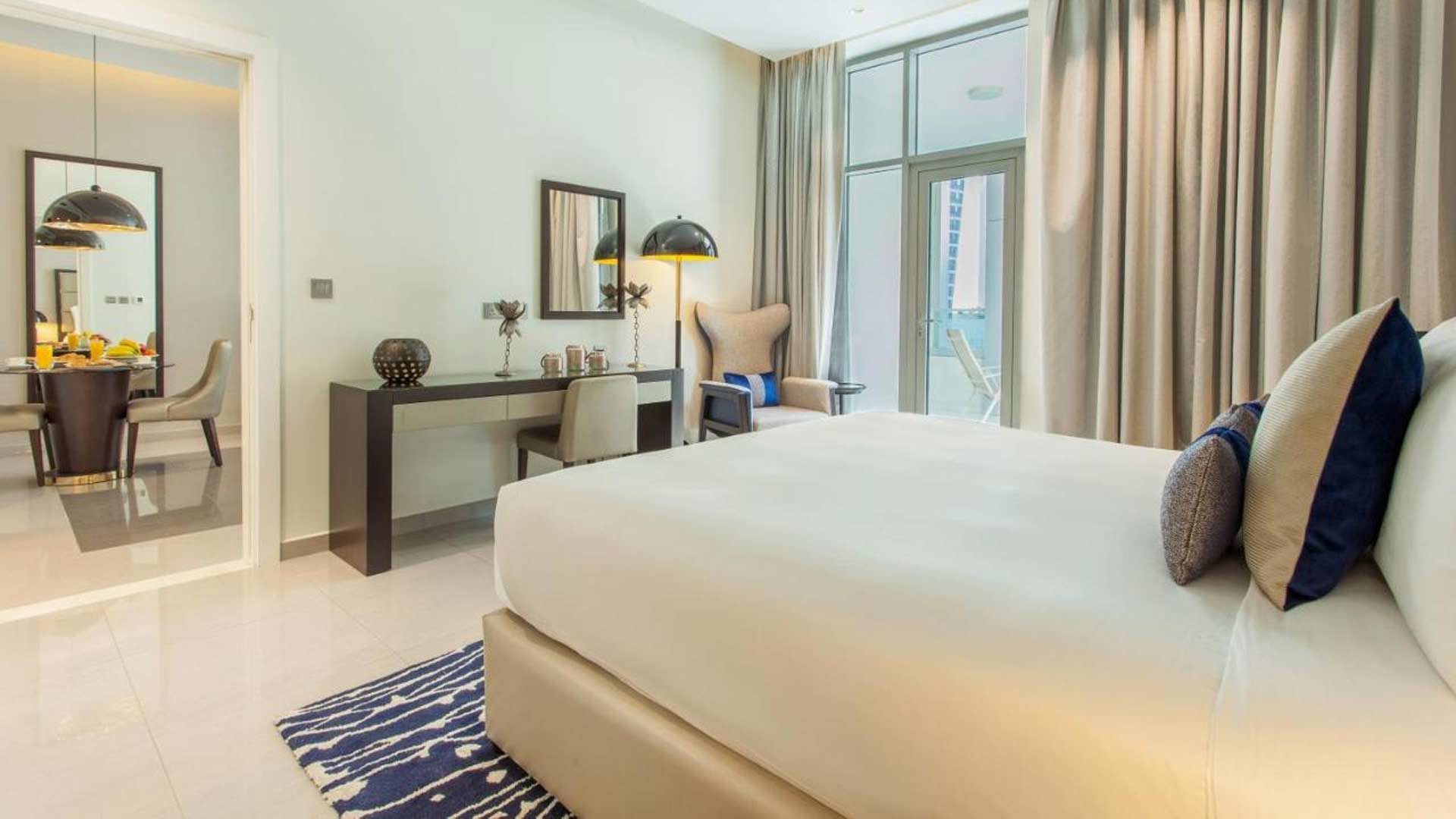 Apartment in Downtown Dubai, Dubai, UAE, 2 bedrooms, 126 sq.m. No. 27365 - 1