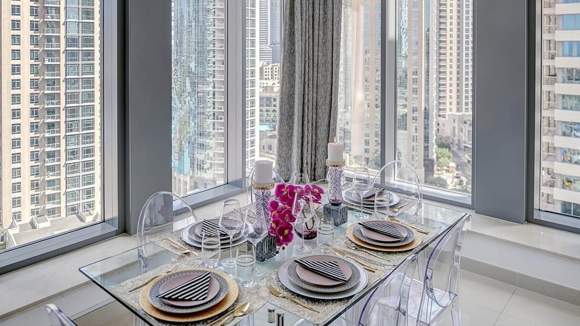 Apartment in Downtown Dubai, Dubai, UAE, 1 bedroom, 74 sq.m. No. 27321 - 1