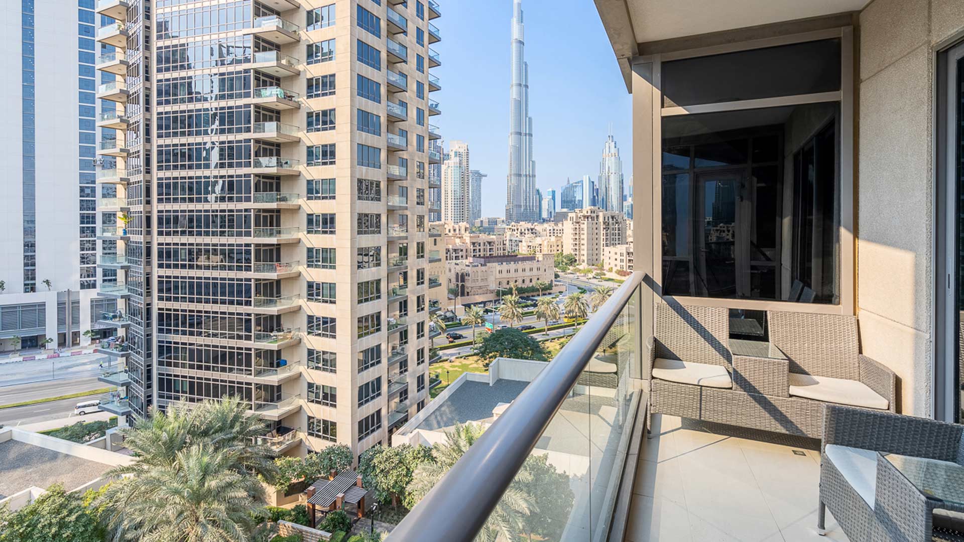 Apartment in Downtown Dubai, Dubai, UAE, 3 bedrooms, 183 sq.m. No. 27348 - 2